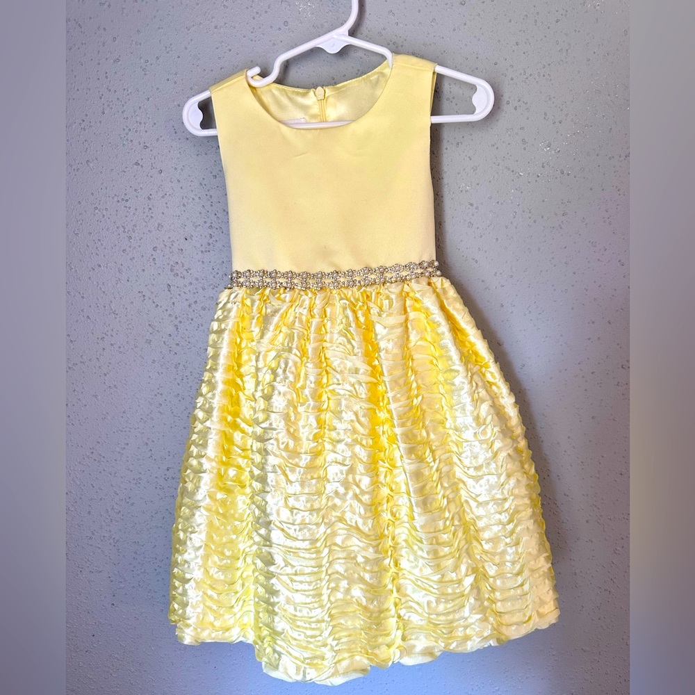Yellow size 4T American princess dress